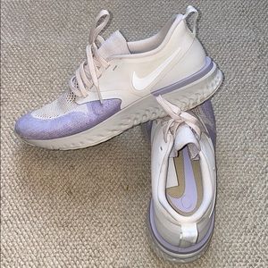 Women’s Nike shoes